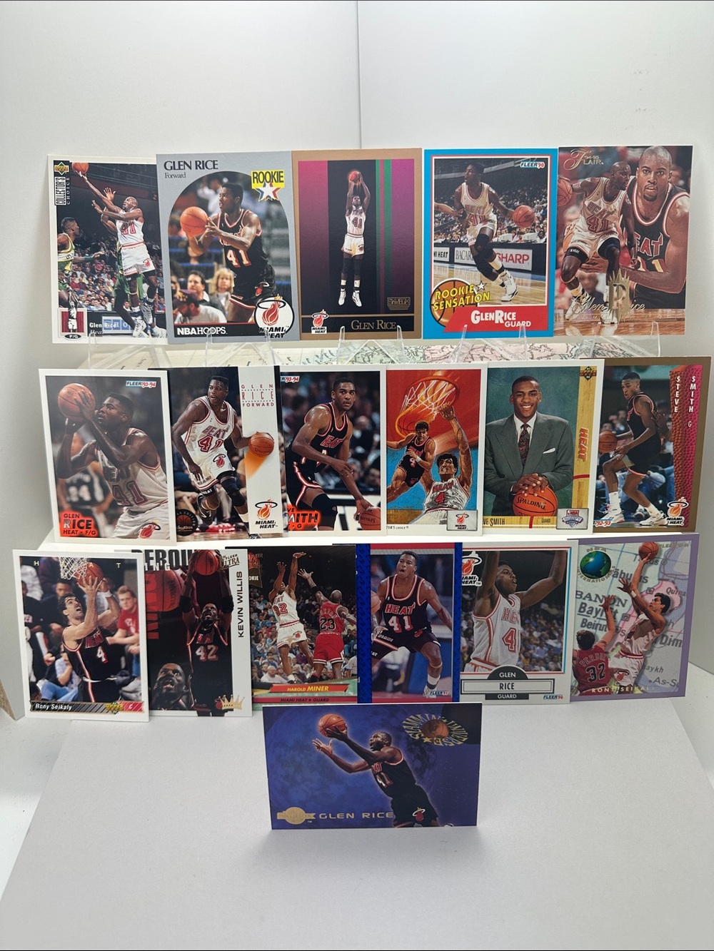 4 Glen Rice Rookies in 90’s Heat lot of 18 w/ Steve Smith Rookie/Rony Seikaly